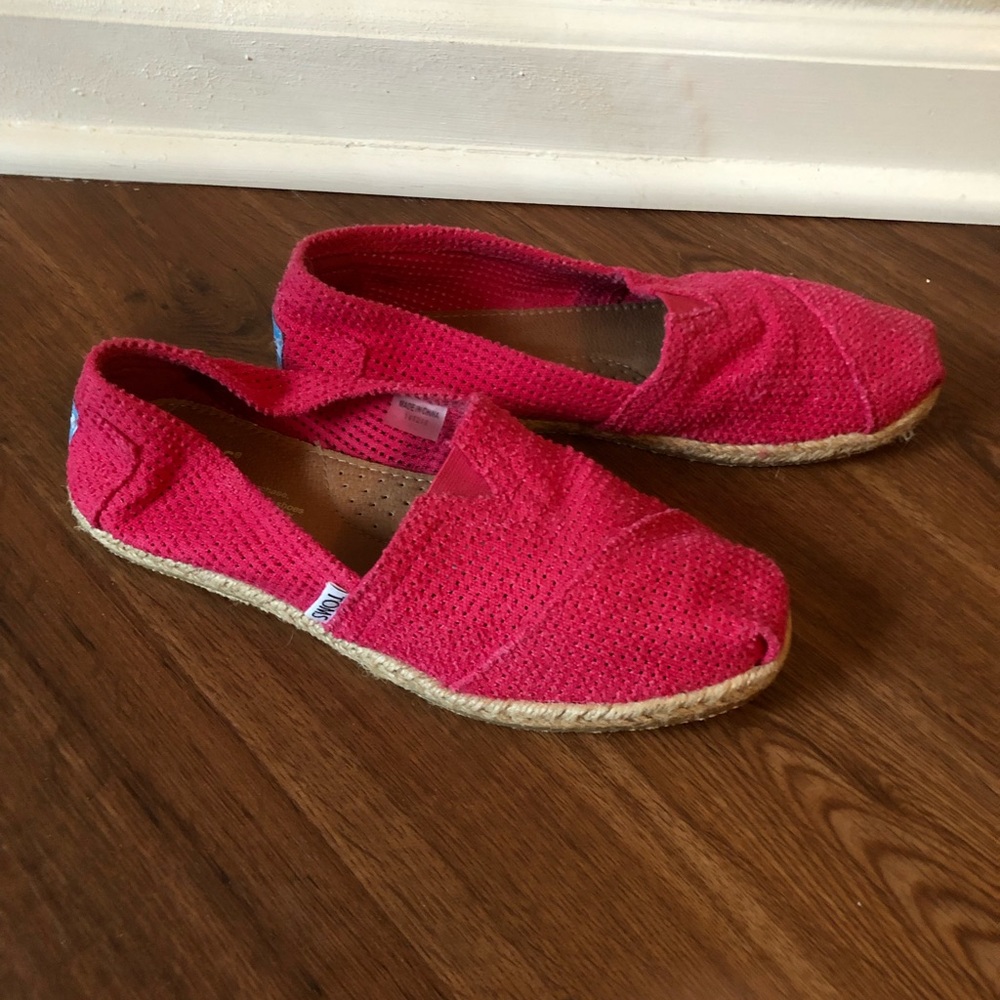Women’s Tom’s